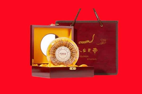 收购资讯:庆阳回收冬虫夏草是按克吗